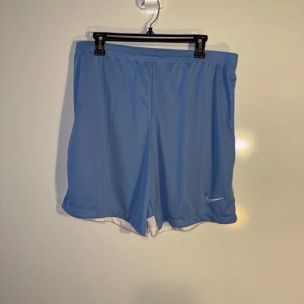 Nike Basketball Shorts Men's XL Dri-Fit Slim Fit Light Blue White Activewear